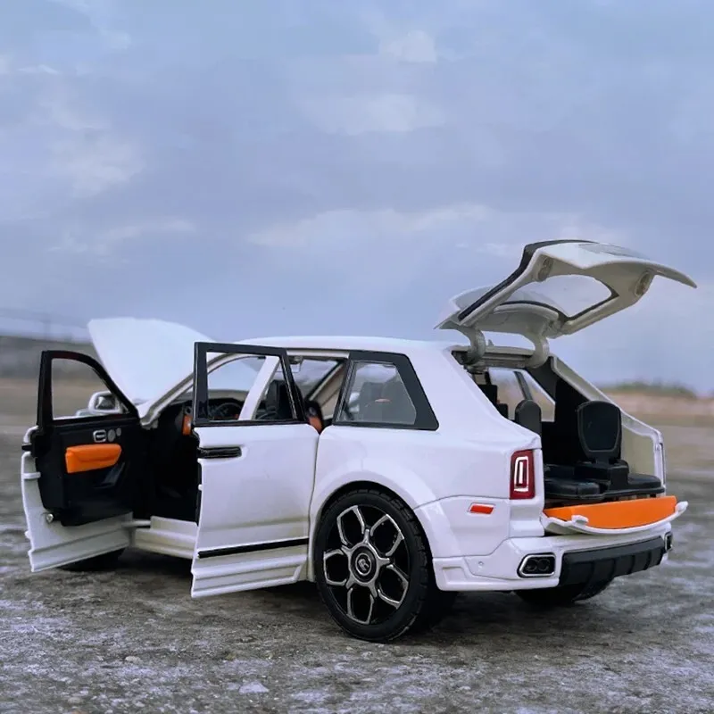 ماکت ماشین رولزرویس کولینان ROLLS-ROYCE CULLINAN DIECAST